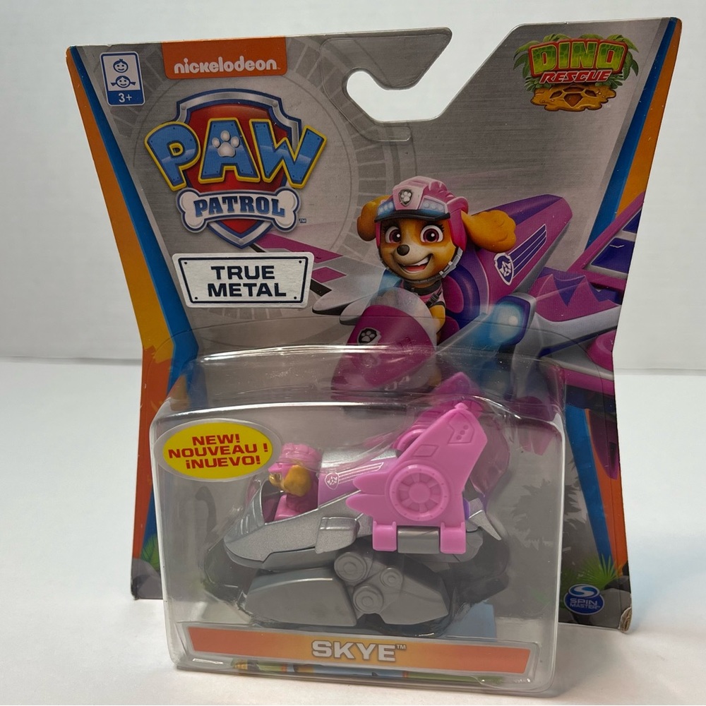 Nickelodeon Paw Patrol True Metal Skye Collectible New!